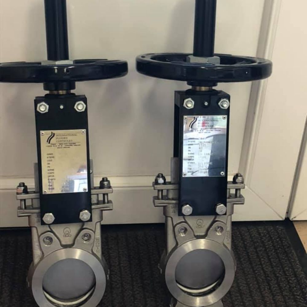 Mille A bucy le long